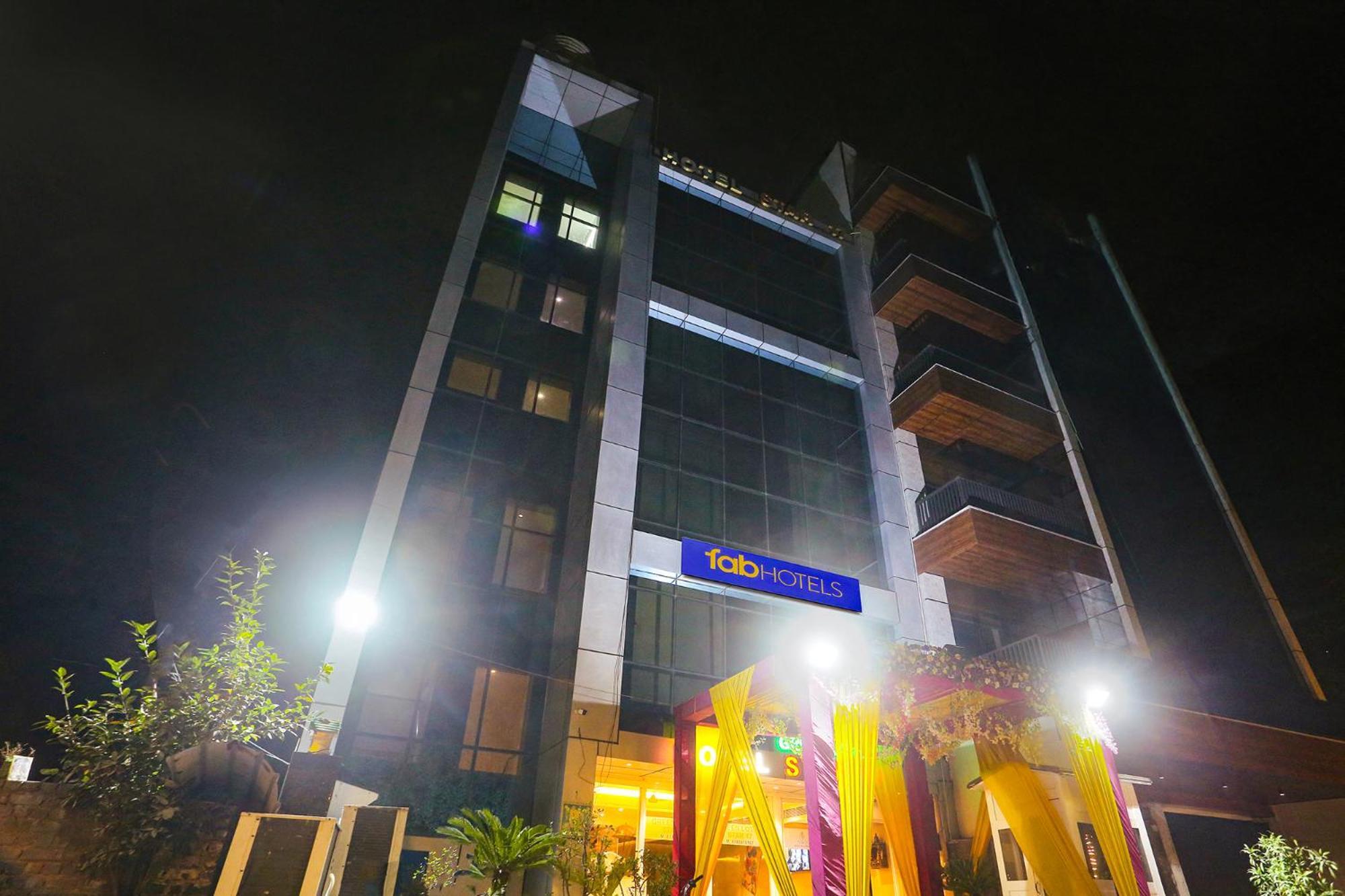 Fabhotel Prime Star 17 - Nr Yashobhoomi Convention Centre Delhi  Buitenkant foto